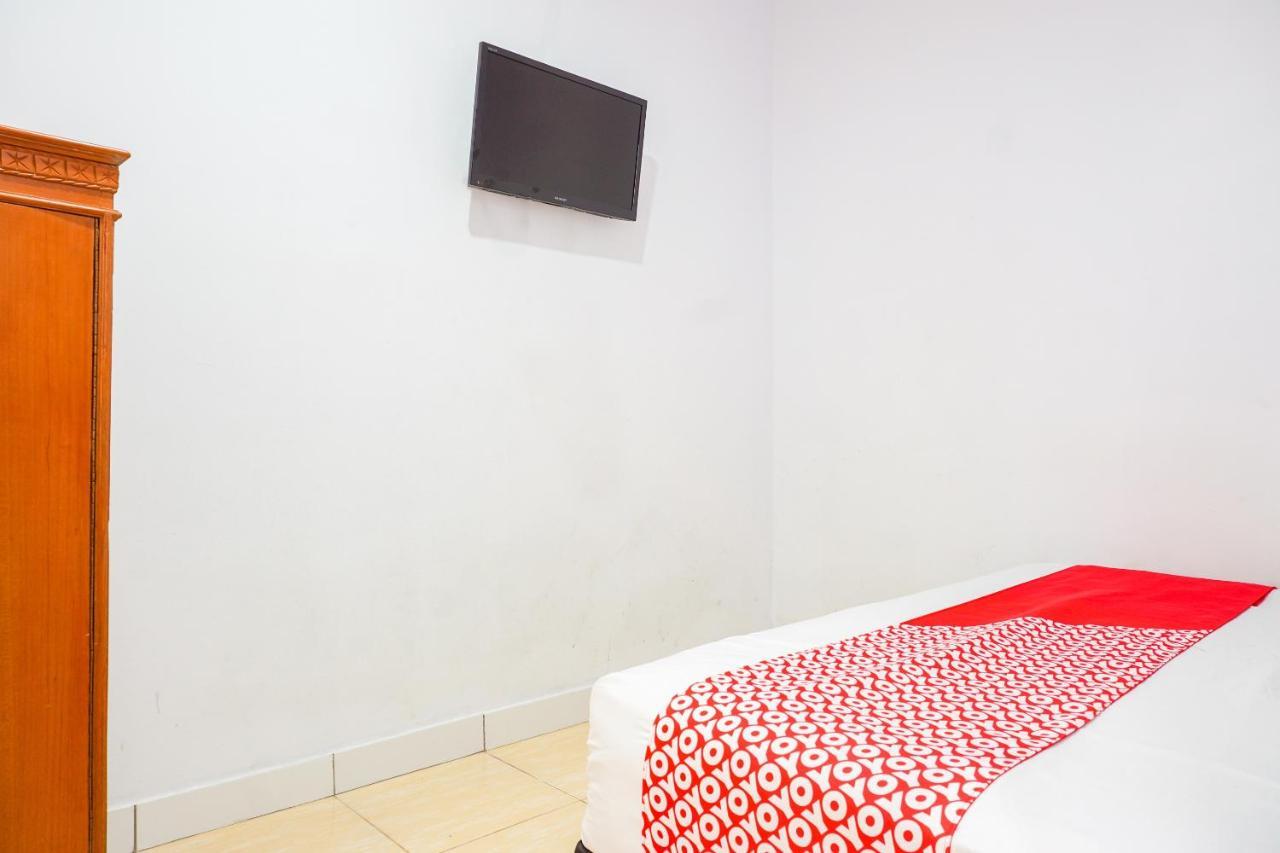 בנדונג Oyo 569 Cigadung Guest House Syariah מראה חיצוני תמונה